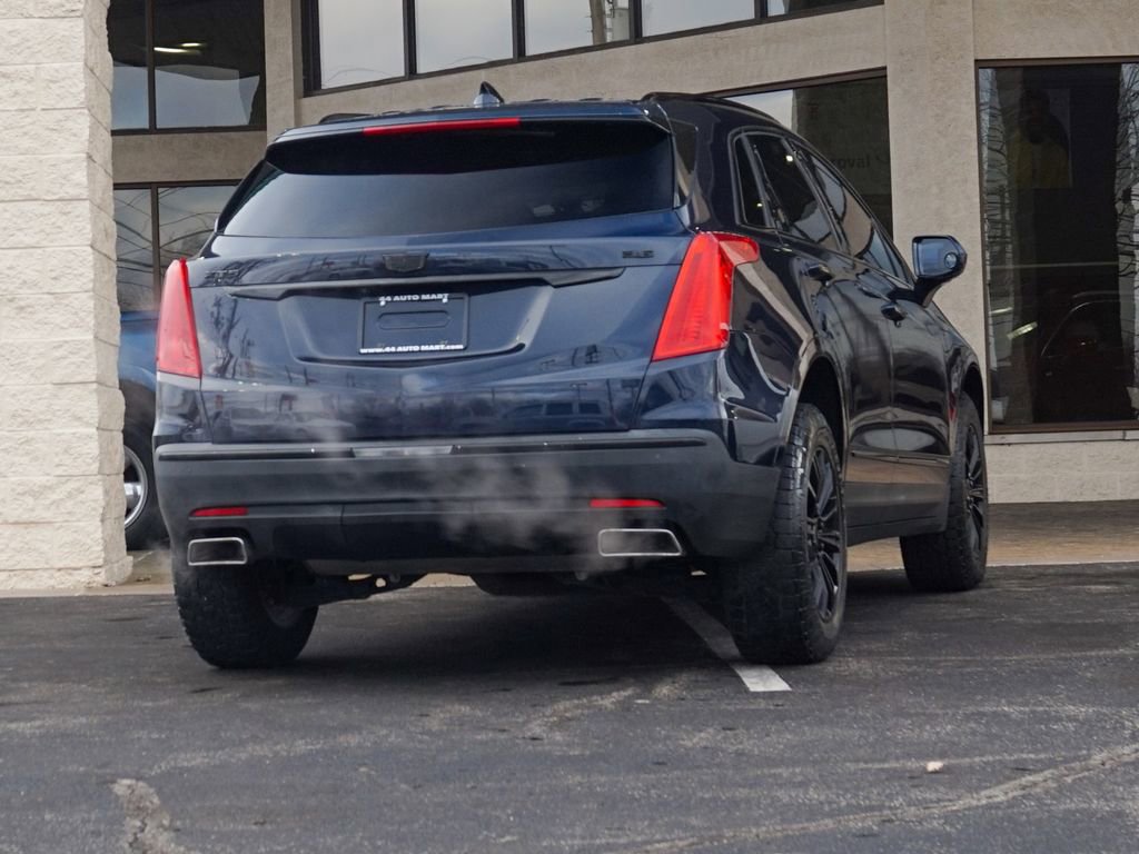 Used 2017 Cadillac XT5 FWD w/ LPO, Wheel Lock Package image 3