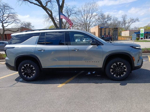 New 2026 Chevrolet Traverse Z71 w/ Enhanced Driving Package AWD/4WD image 3