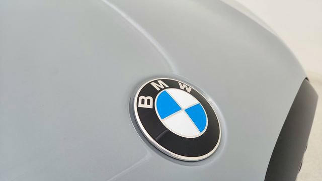 Used 2025 BMW X5 xDrive40i w/ M Sport Package image 16