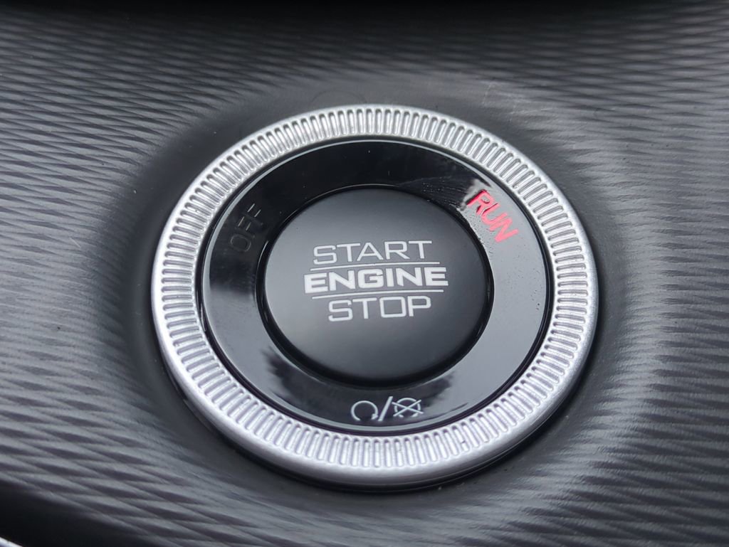 New 2025 Jeep Grand Cherokee Laredo RWD image 30