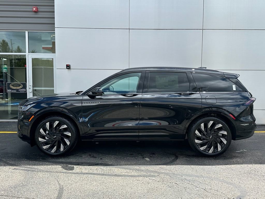 New 2026 Lincoln Nautilus Reserve w/ Jet Appearance Package AWD/4WD image 2
