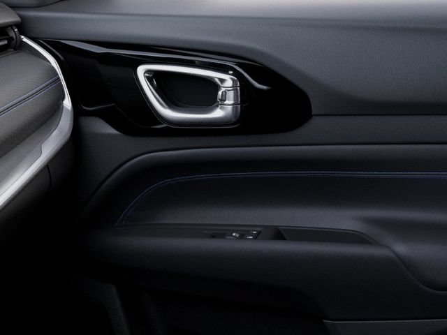 New 2026 Jeep Compass Latitude AWD/4WD image 35
