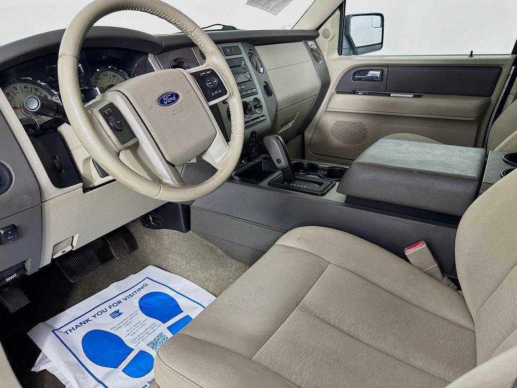 Used 2013 Ford Expedition XLT w/ HD Trailer Tow Pkg RWD image 9