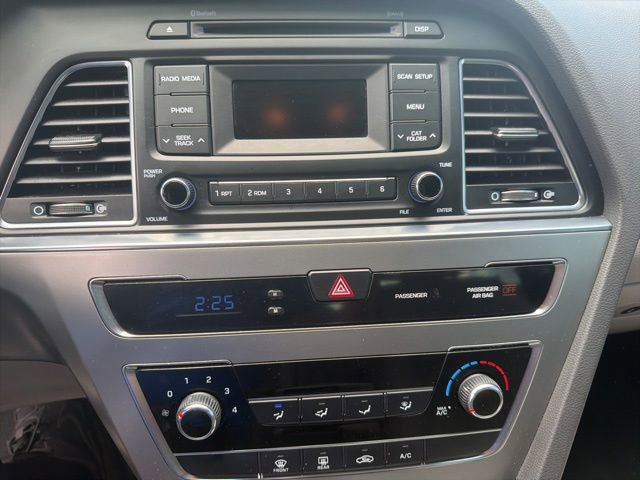 Used 2015 Hyundai Sonata SE FWD image 6