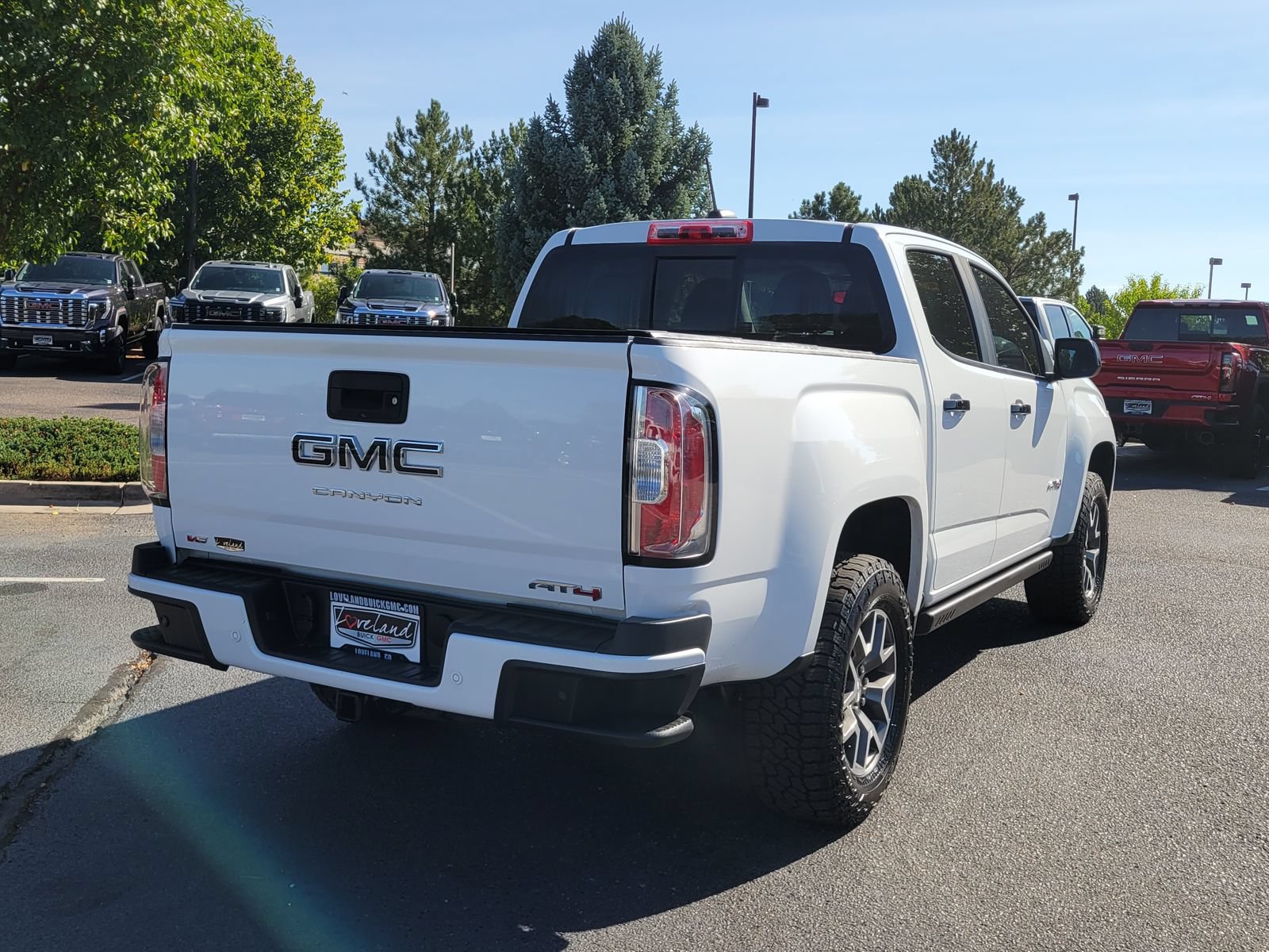 Certified 2022 GMC Canyon AT4 w/ Trailering Package AWD/4WD image 3