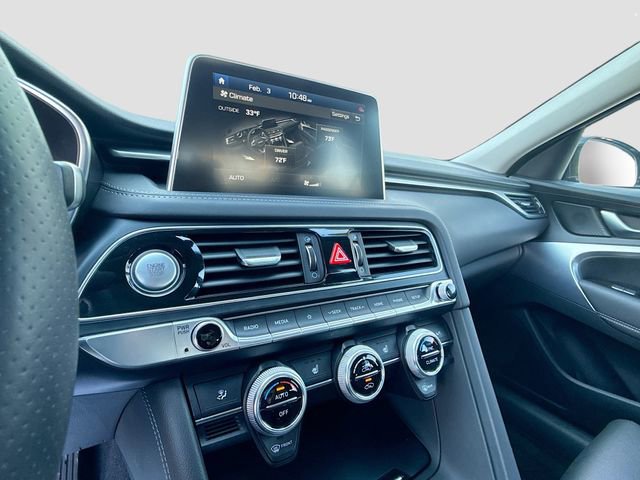Used 2021 Genesis G70 2.0T image 16