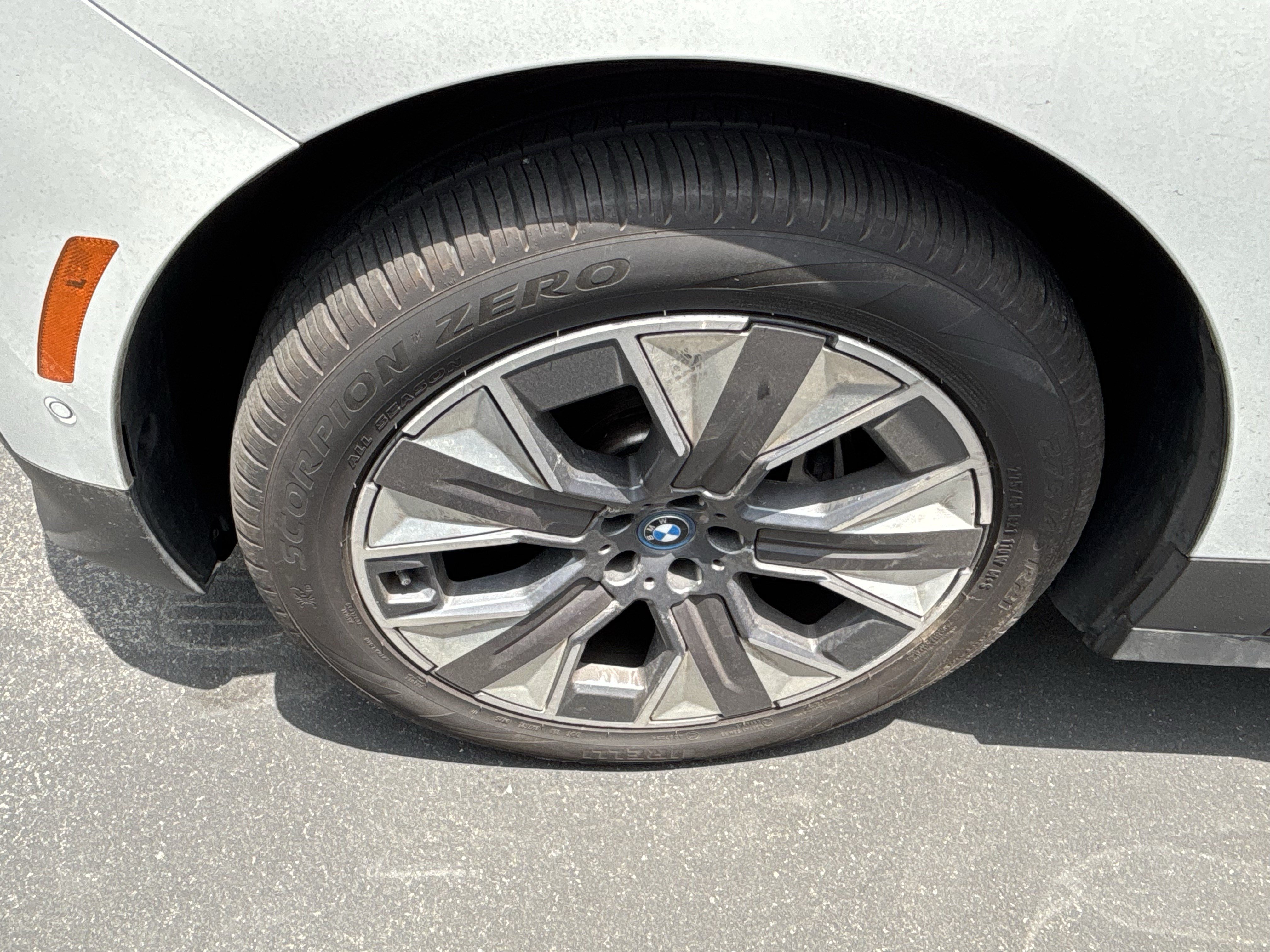 Certified 2024 BMW iX xDrive50 AWD/4WD image 38