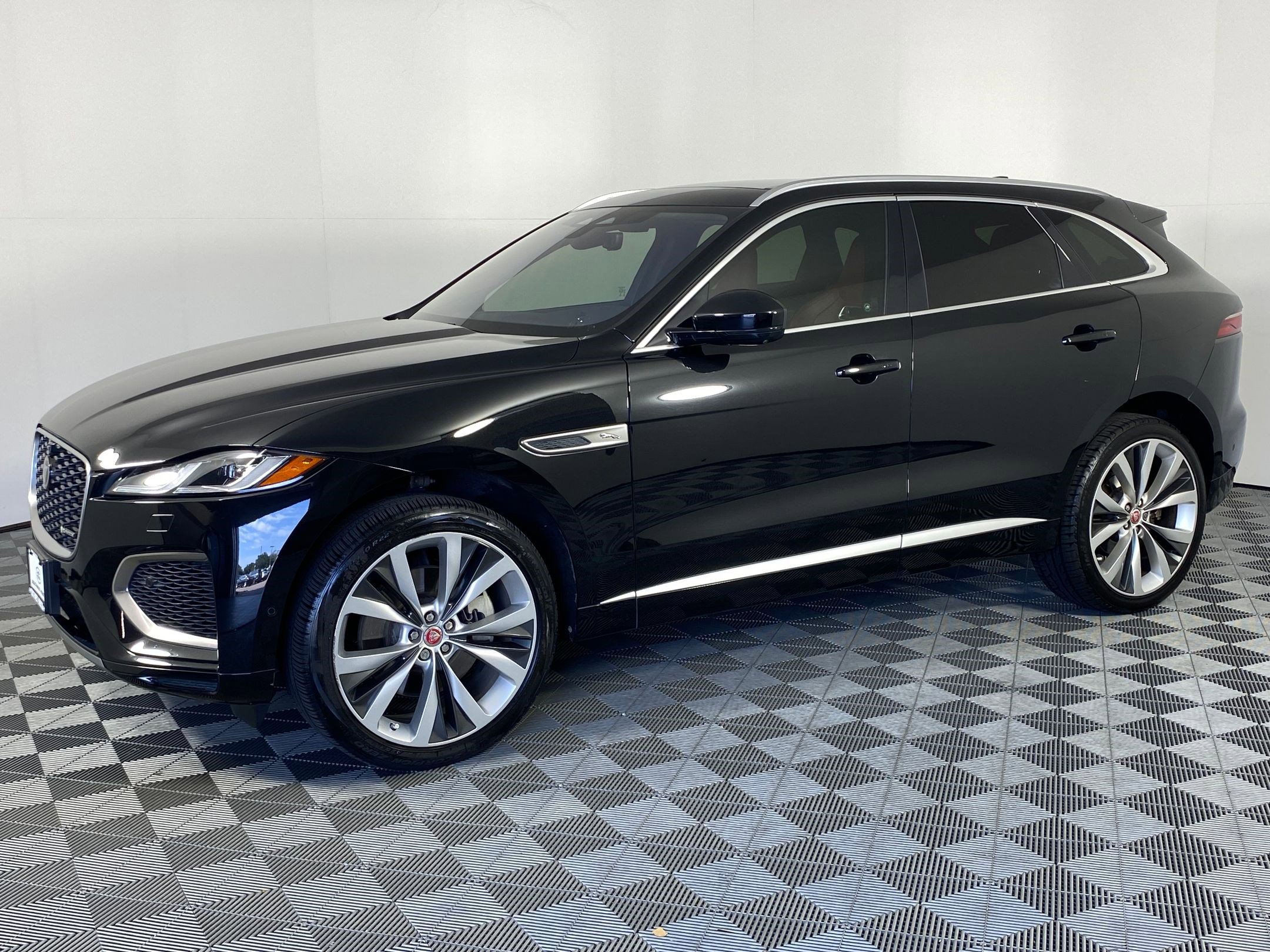 Used 2021 Jaguar F-PACE R-Dynamic S