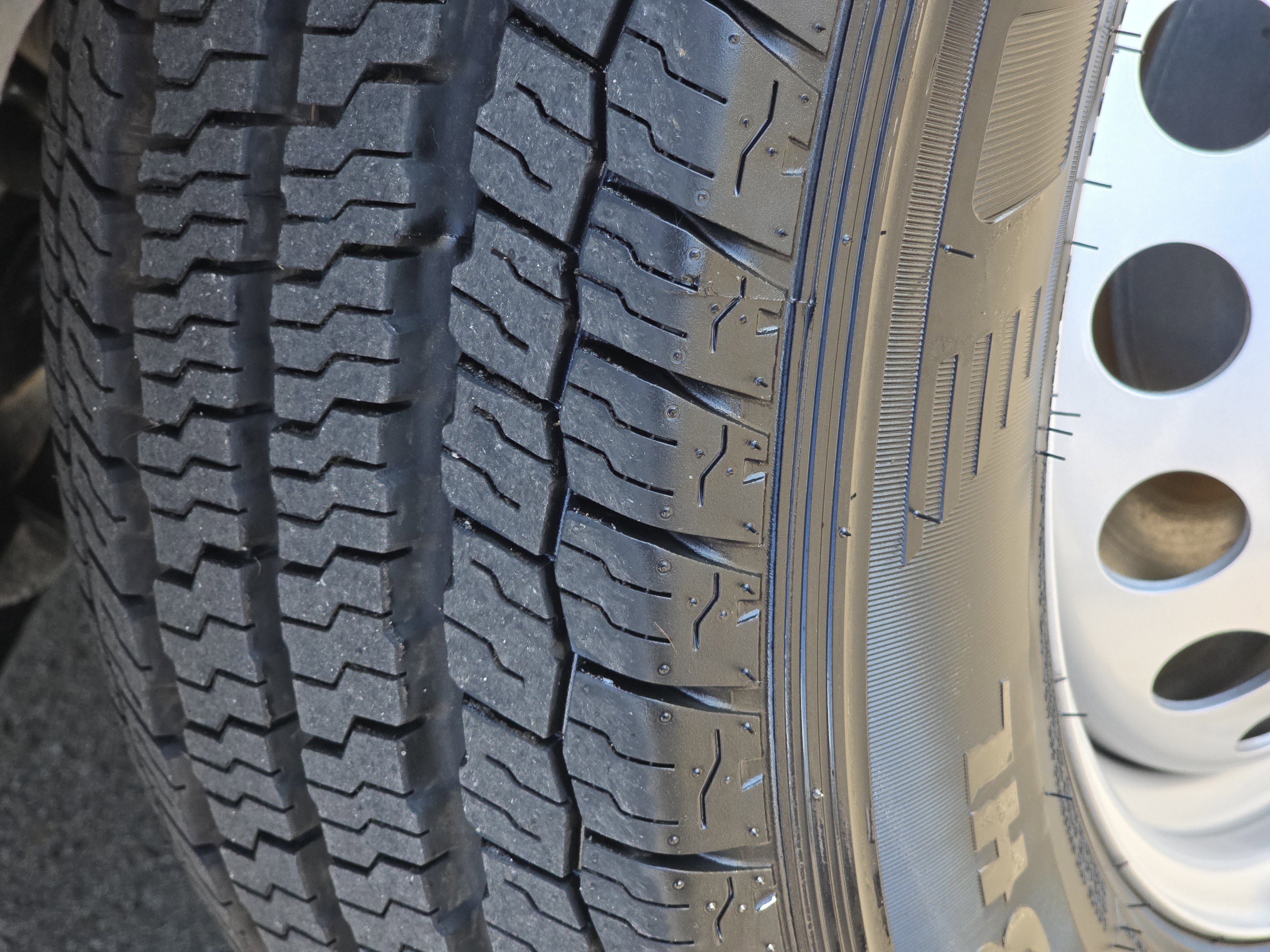 Used 2024 RAM ProMaster 3500 w/ Delivery Van Package image 26