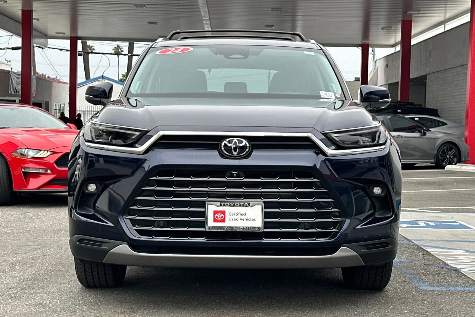 Certified 2024 Toyota Grand Highlander AWD Hybrid image 9