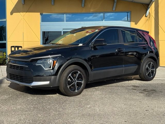 Used 2025 Kia Niro LX FWD image 28
