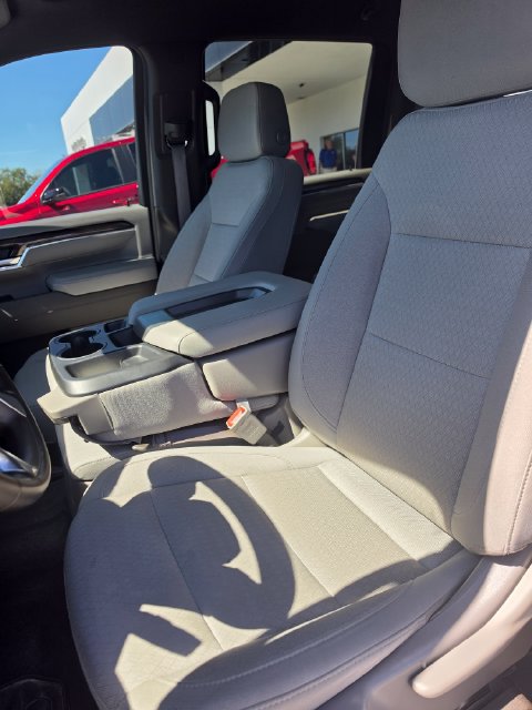 Used 2026 Chevrolet Silverado 2500 LT AWD/4WD image 18