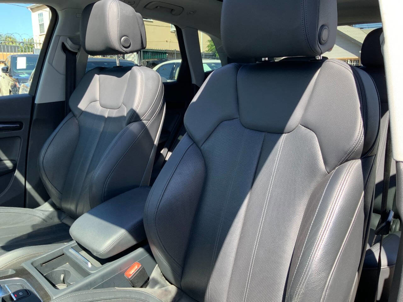 Used 2018 Audi Q5 Prestige w/ Prestige Package AWD/4WD image 25