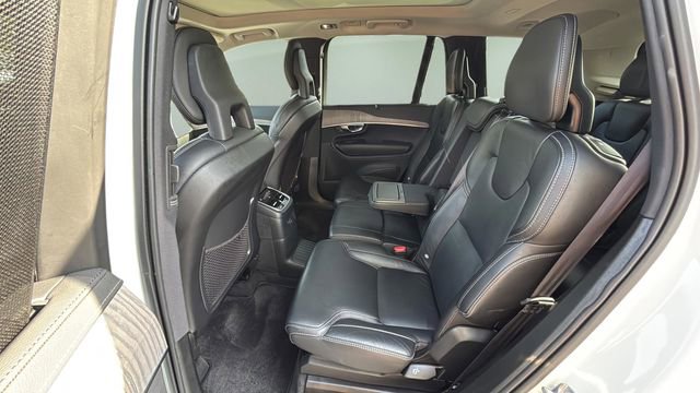 Used 2022 Volvo XC90 T8 Inscription w/ Advanced Package AWD/4WD image 18