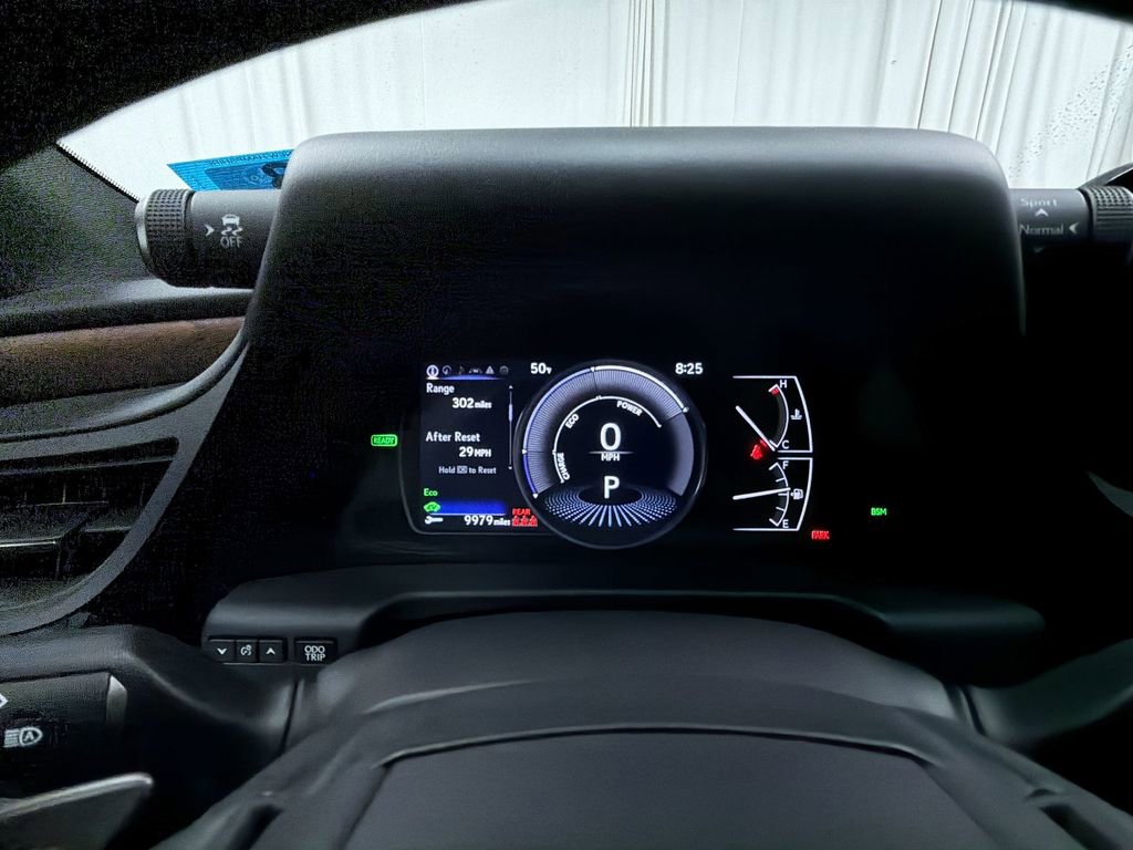 Used 2023 Lexus ES 300h w/ Premium Package image 19