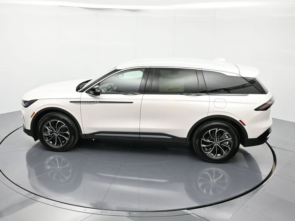 New 2026 Lincoln Nautilus Premier image 42