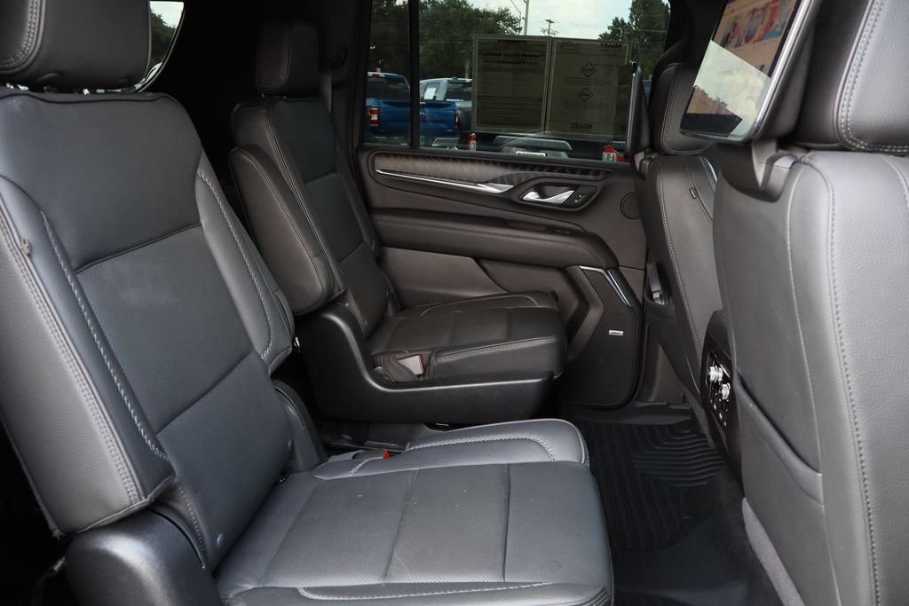 Certified 2024 GMC Yukon XL Denali AWD/4WD image 32