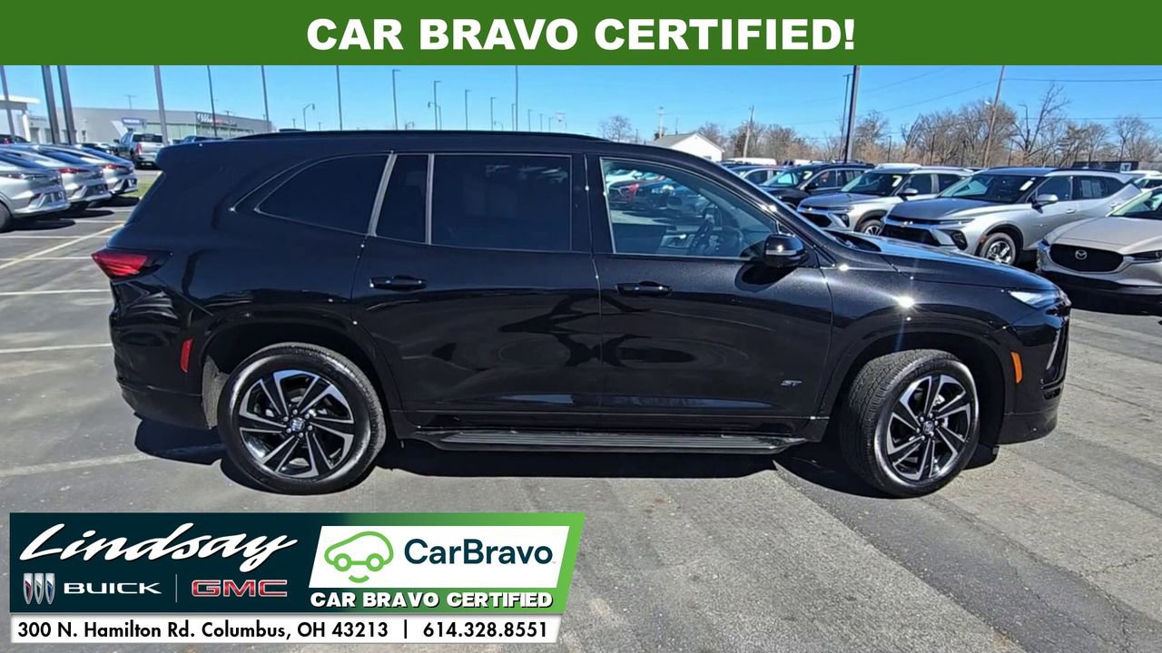 Certified 2025 Buick Enclave Sport Touring w/ Power Package image 11