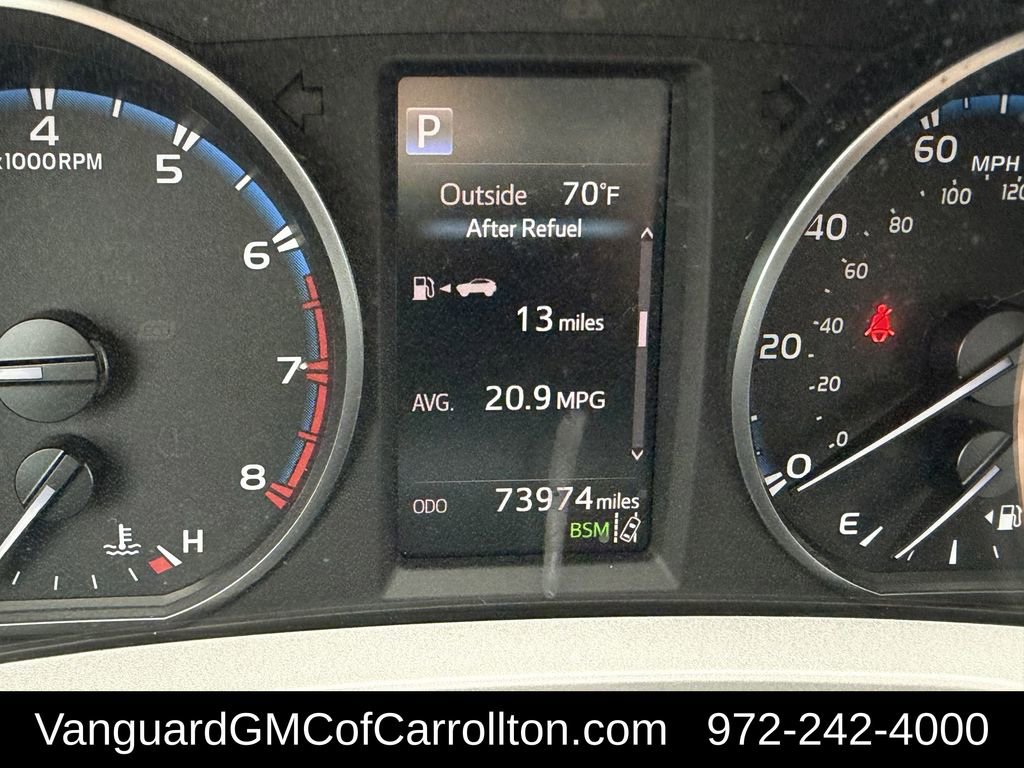 Used 2018 Toyota RAV4 XLE w/ Plus Extra Value Package FWD image 15