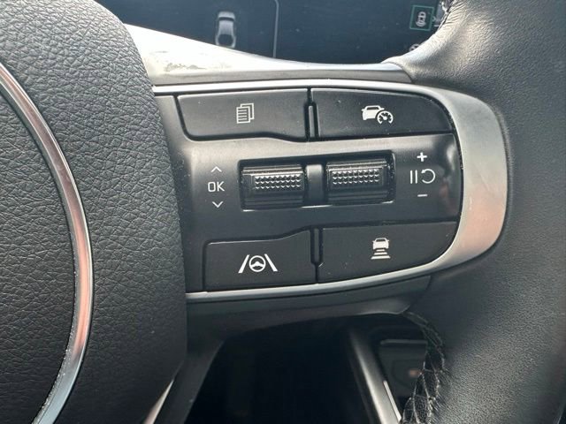 Used 2025 Kia K5 EX FWD image 16