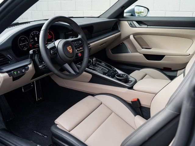 New 2026 Porsche 911 Carrera image 4