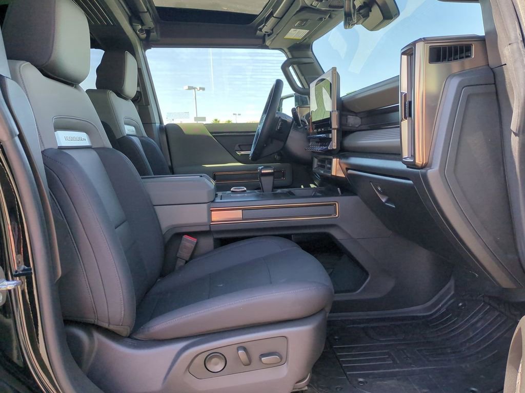 Used 2025 GMC Hummer EV 3X w/ Extreme Off-Road Package AWD/4WD image 36