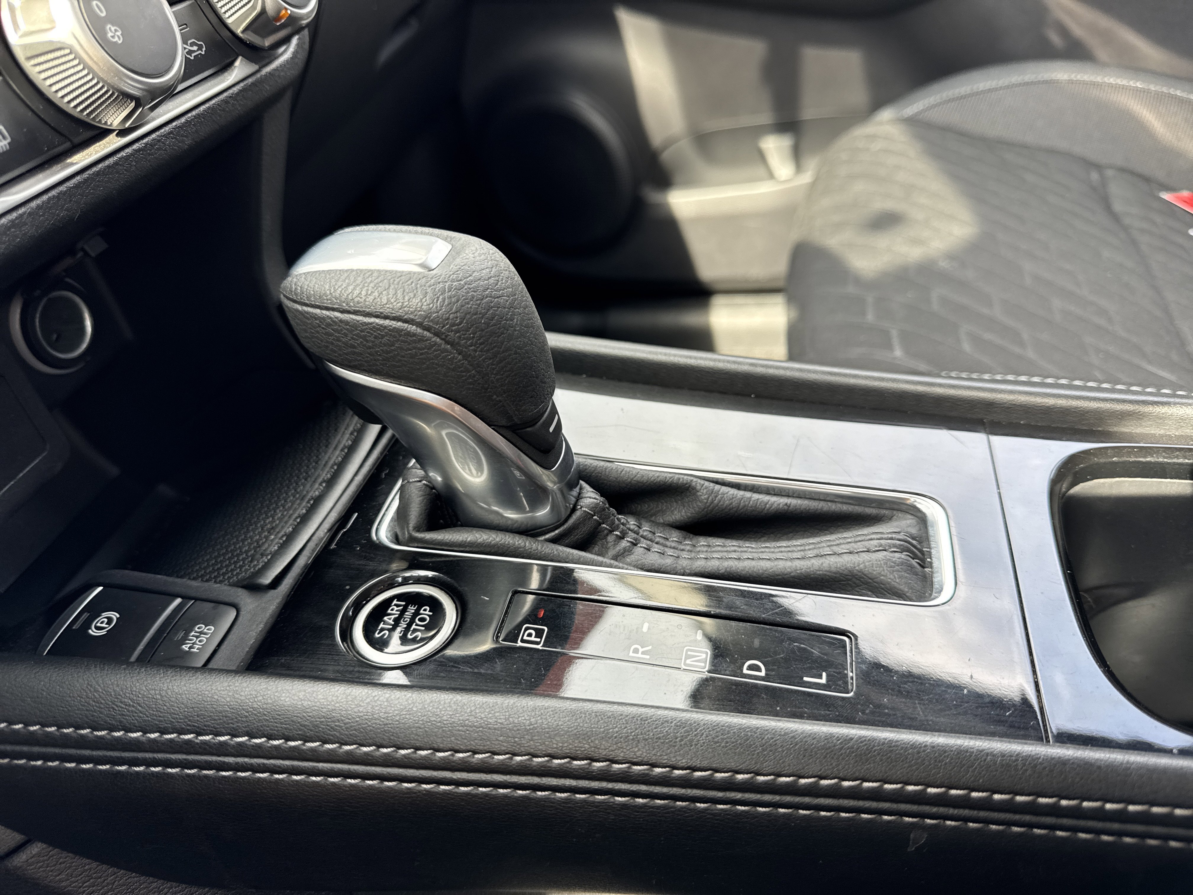 Certified 2023 Nissan Kicks SV image 22
