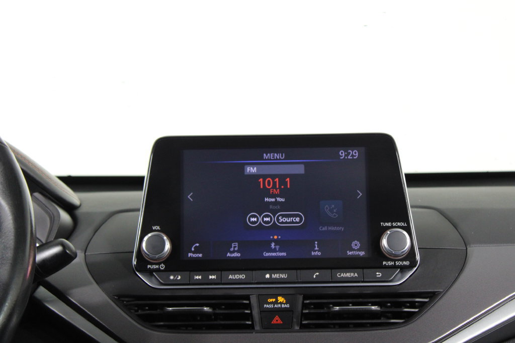 Certified 2023 Nissan Altima 2.5 SR FWD image 9