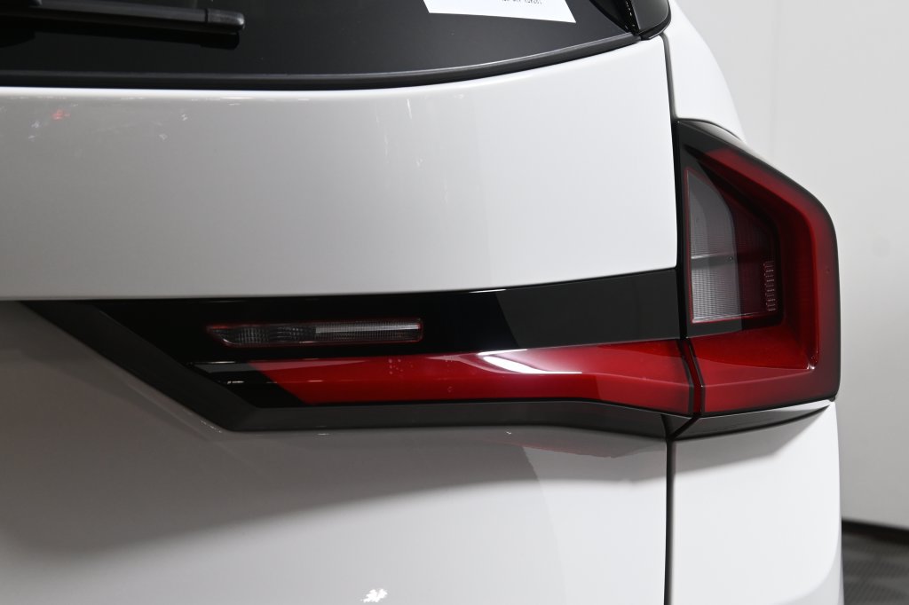 New 2027 BMW X1 xDrive28i AWD/4WD image 13