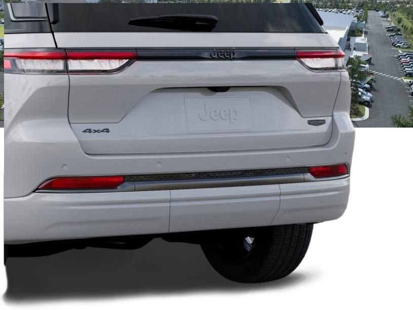 New 2026 Jeep Grand Cherokee Summit image 13