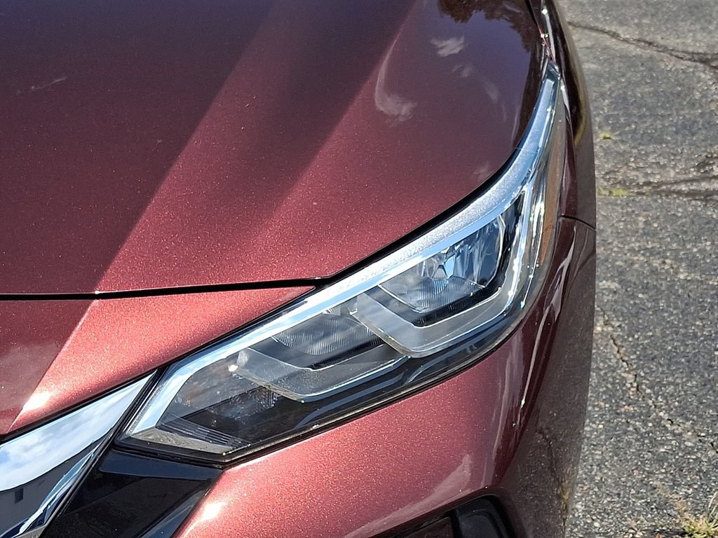 Used 2022 Nissan Sentra SV w/ SV Premium Package FWD image 11