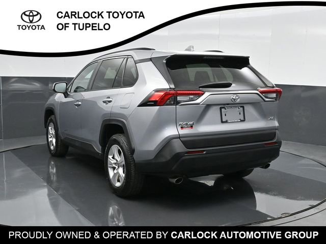 Used 2021 Toyota RAV4 XLE w/ Convenience Package FWD image 10