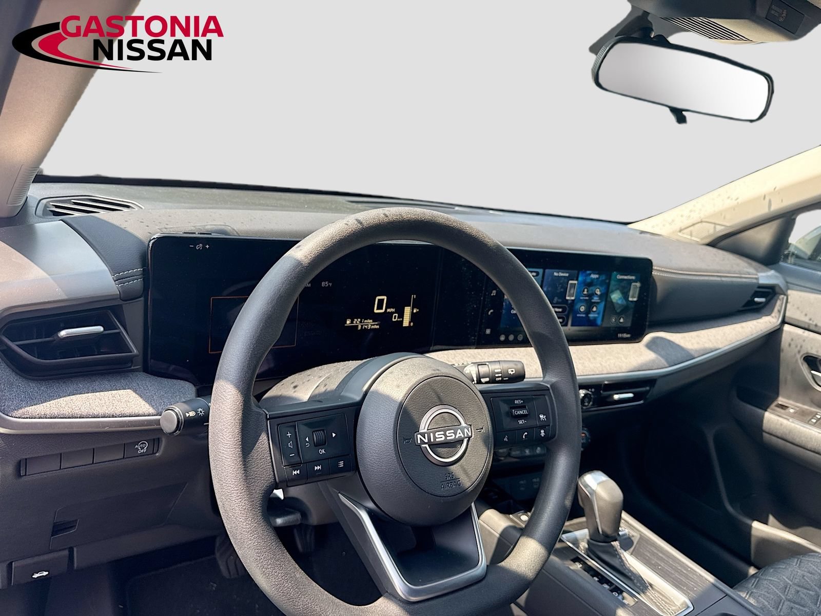 Used 2026 Nissan Kicks SV FWD image 11