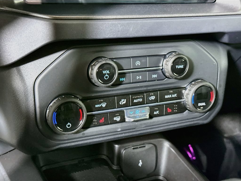 Used 2025 Ford Bronco Big Bend AWD/4WD image 8