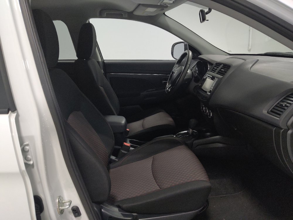 Used 2017 Mitsubishi Outlander Sport SE AWD/4WD image 21