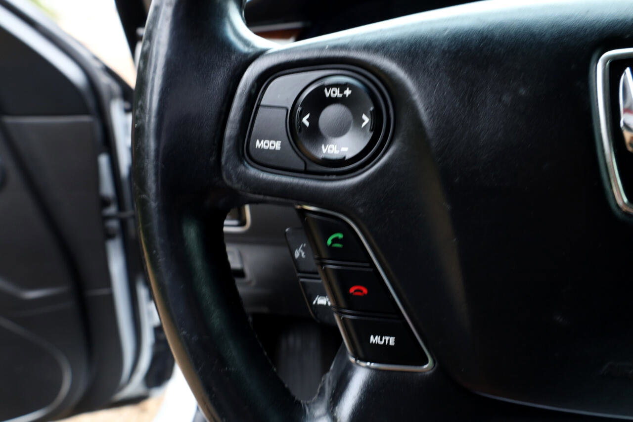 Used 2016 Hyundai Equus Signature image 37