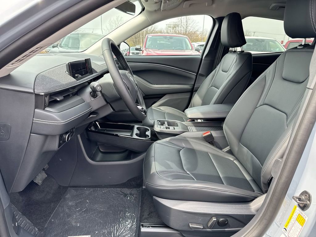 New 2026 Ford Mustang Mach-E Premium image 20