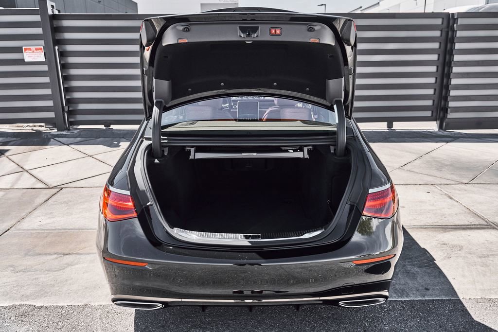 Used 2023 Mercedes-Benz S 580 4MATIC Sedan image 16