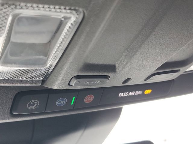 Certified 2024 Chevrolet Silverado 2500 LTZ w/ LTZ Convenience Package image 31