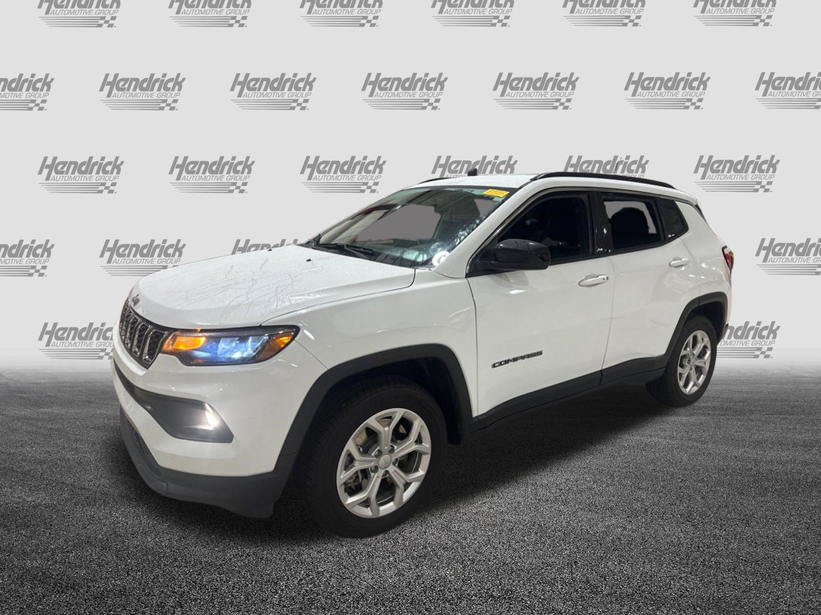 Used 2024 Jeep Compass Latitude AWD/4WD image 52