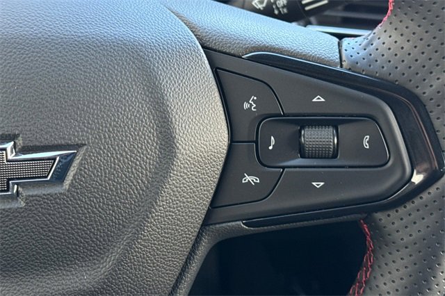 New 2026 Chevrolet Trax RS w/ Sunroof Package image 31