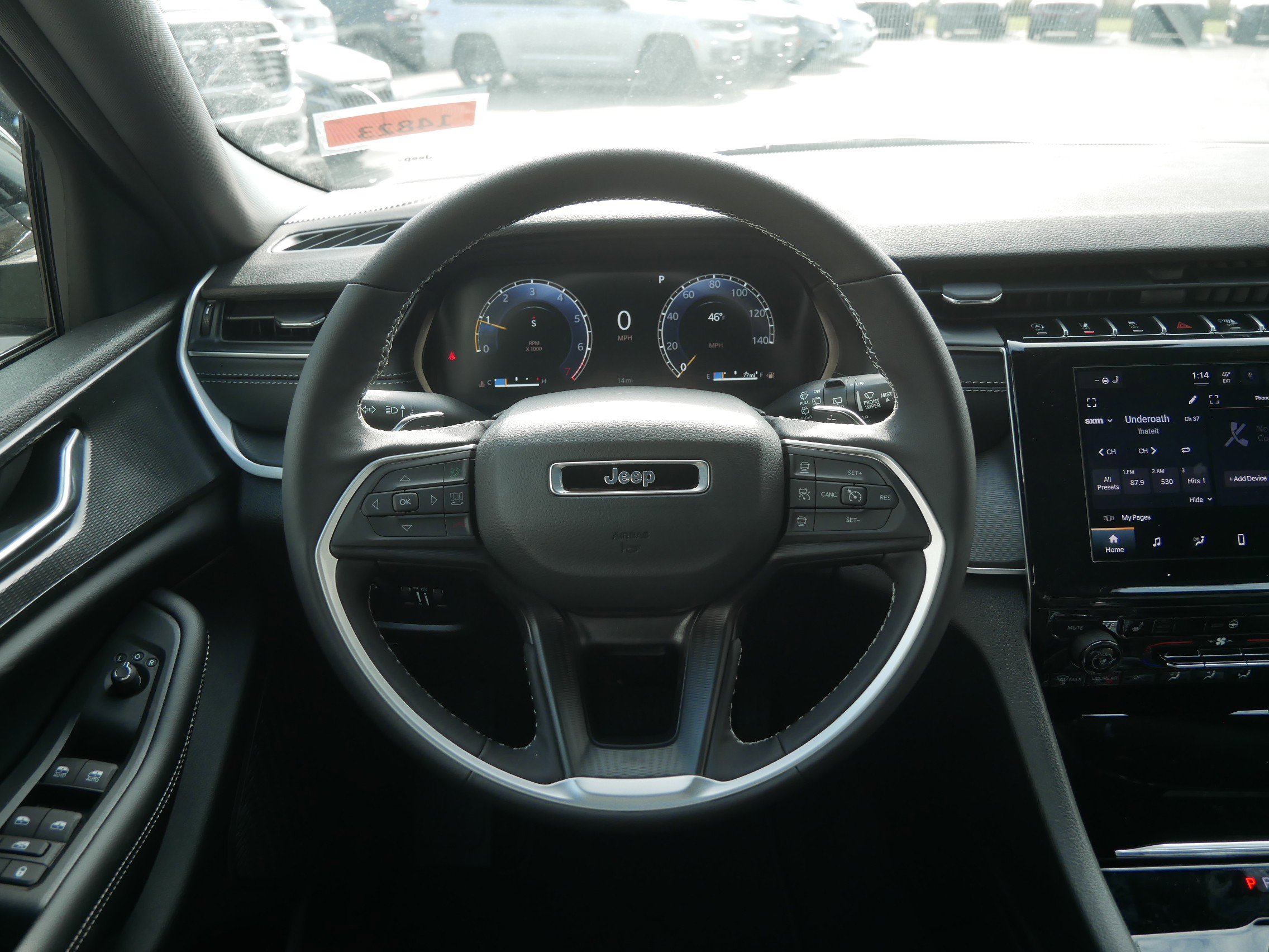 New 2025 Jeep Grand Cherokee 4WD image 11