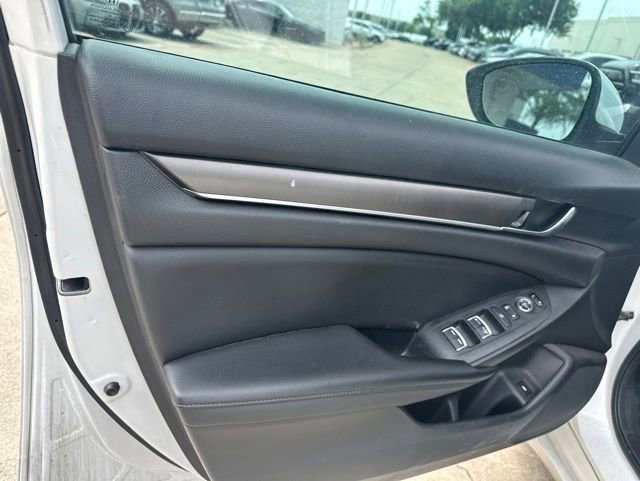 Used 2019 Honda Accord LX image 5