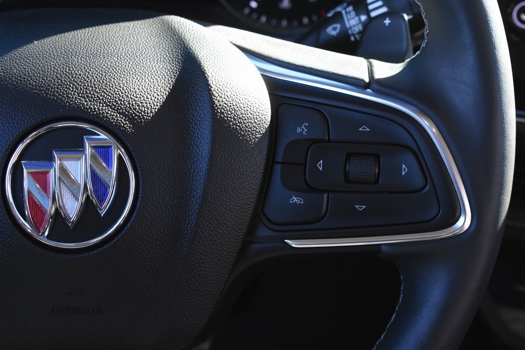 Used 2023 Buick Envision Avenir image 39