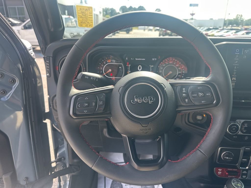 Used 2024 Jeep Wrangler Unlimited Rubicon image 13