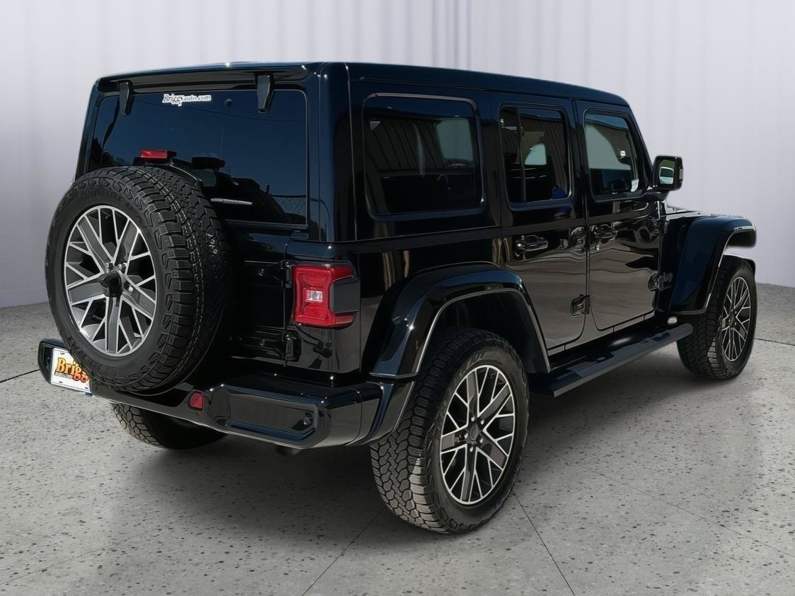 Used 2024 Jeep Wrangler High Altitude AWD/4WD image 5