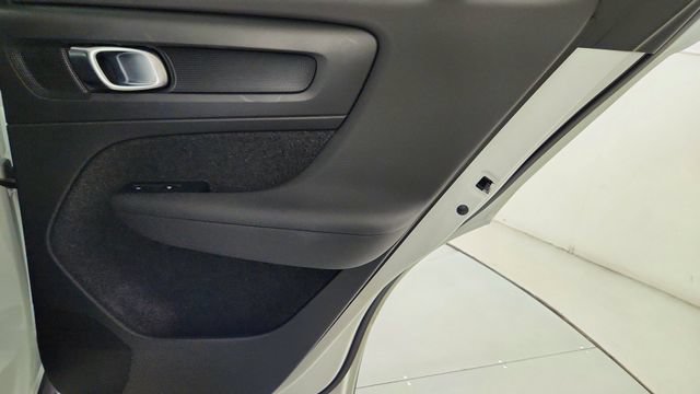 Certified 2023 Volvo C40 P8 Recharge Plus w/ Climate Package AWD/4WD image 32