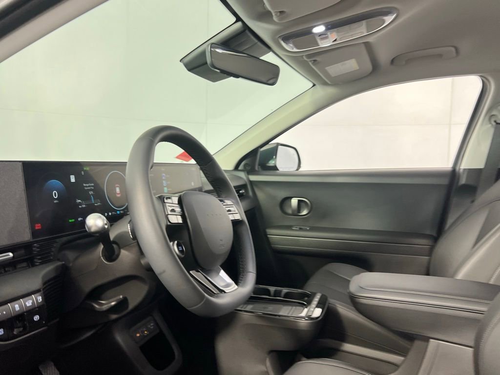 Used 2025 Hyundai Ioniq 5 SEL image 22