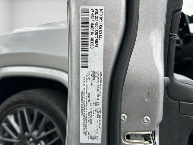 Used 2022 Jeep Compass High Altitude AWD/4WD image 33