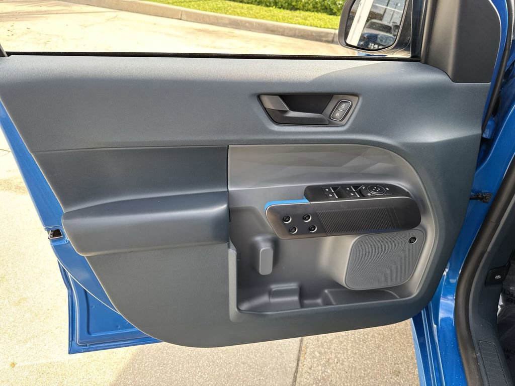Used 2025 Ford Maverick Lobo image 39
